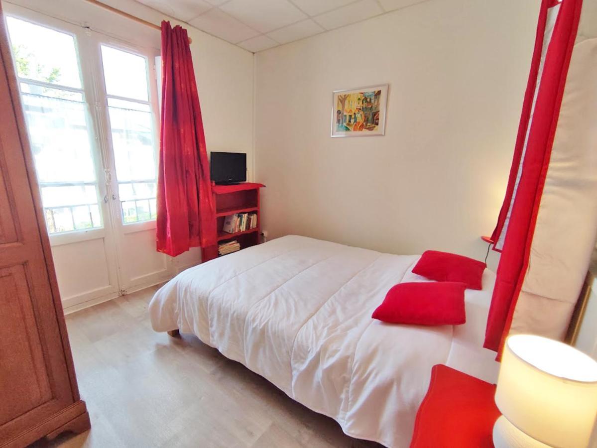 Les 3 Renards, T2 Bis, Parking, Centre Luchon, Casier A Skis, 4 Personnes Bagneres-de-Luchon Bagian luar foto